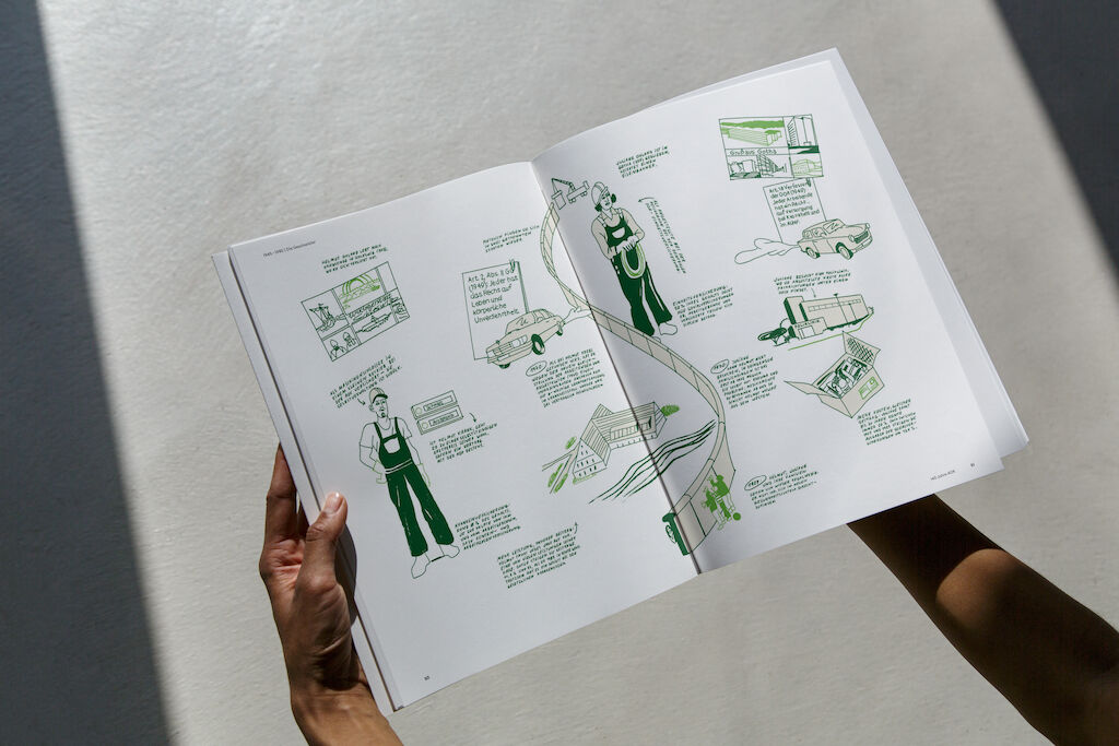 Book Mockup BK E11